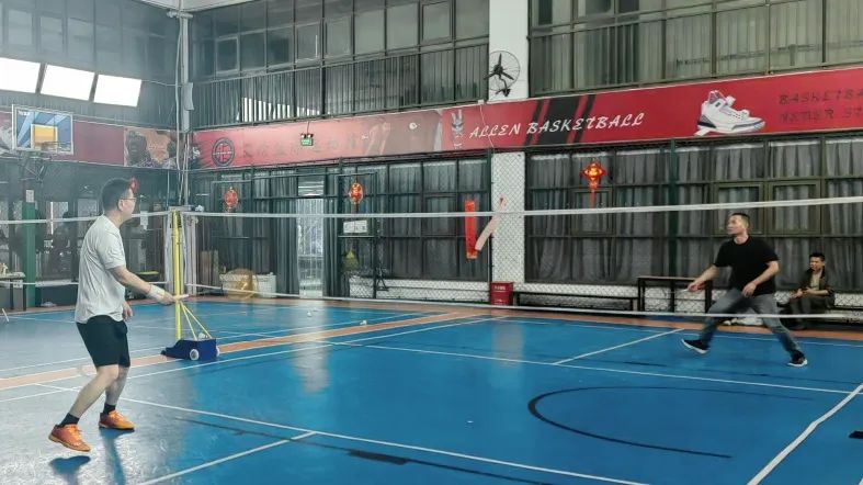 五一专题 | 集团雄狮硕普羽毛球友谊赛圆满落幕