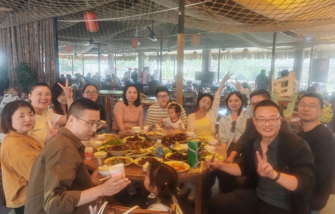 凝心聚力，“乡”约美好丨新求精钢铁团建活动
